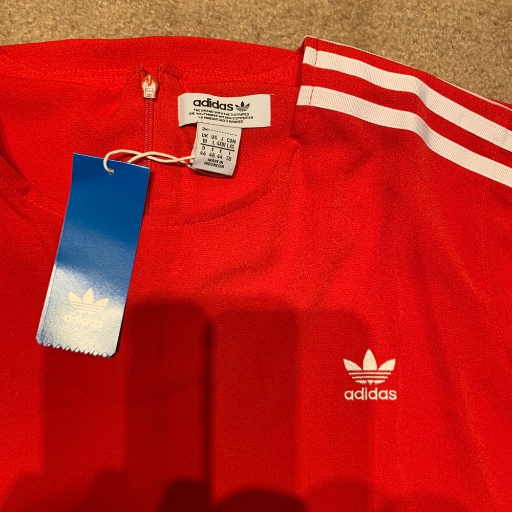 Super cute red adidas shirt. - Picture 5 of 5